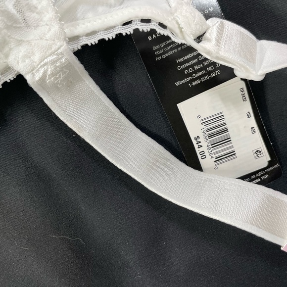 Bali Women's White Lace Bra - Picture 4 of 4